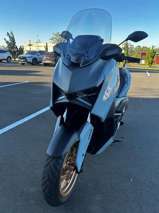 YAMAHA XMAX 300 CONNECTED ABS 